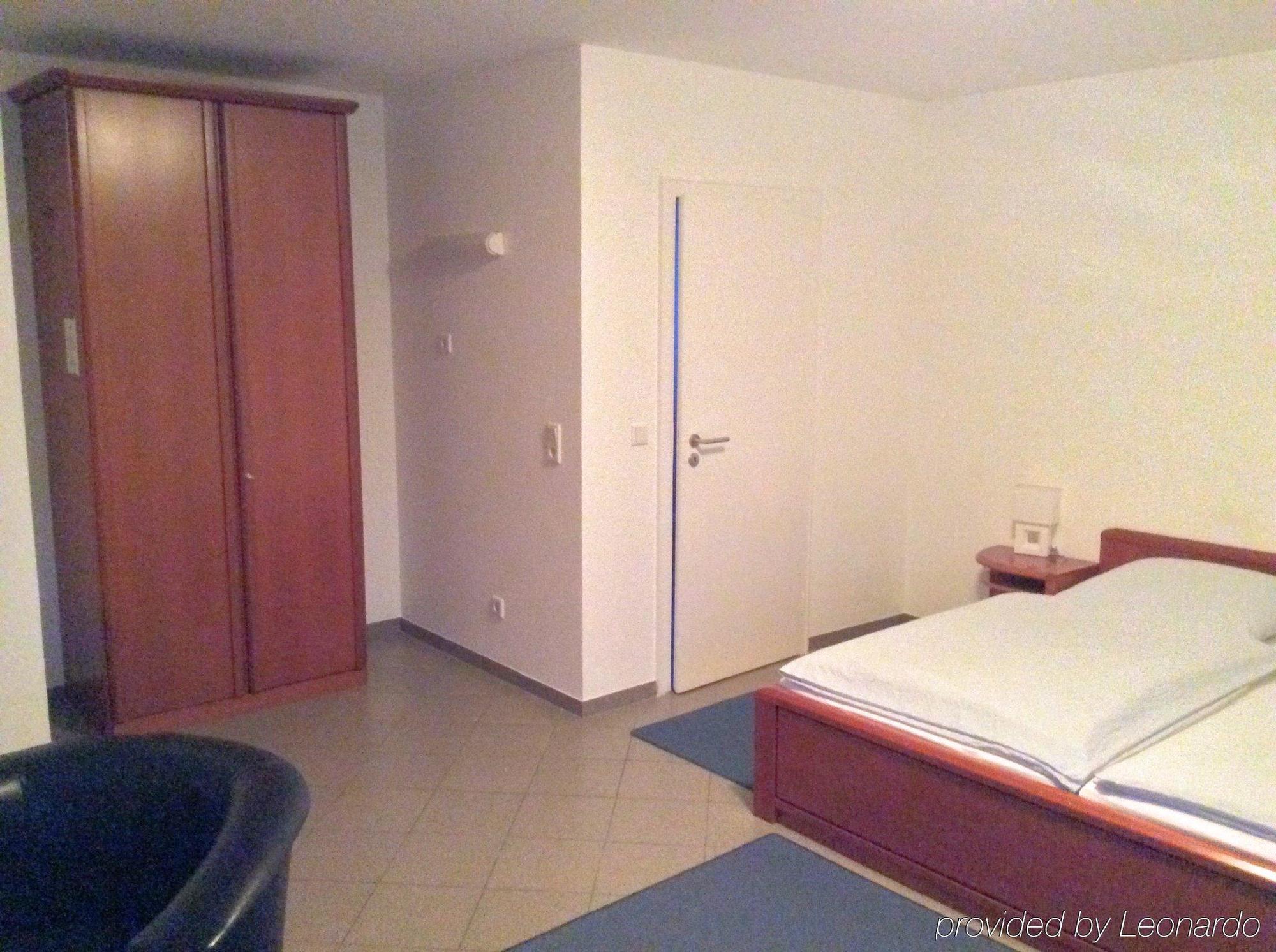 Hotel Alt Buettgen Kaarst Luaran gambar